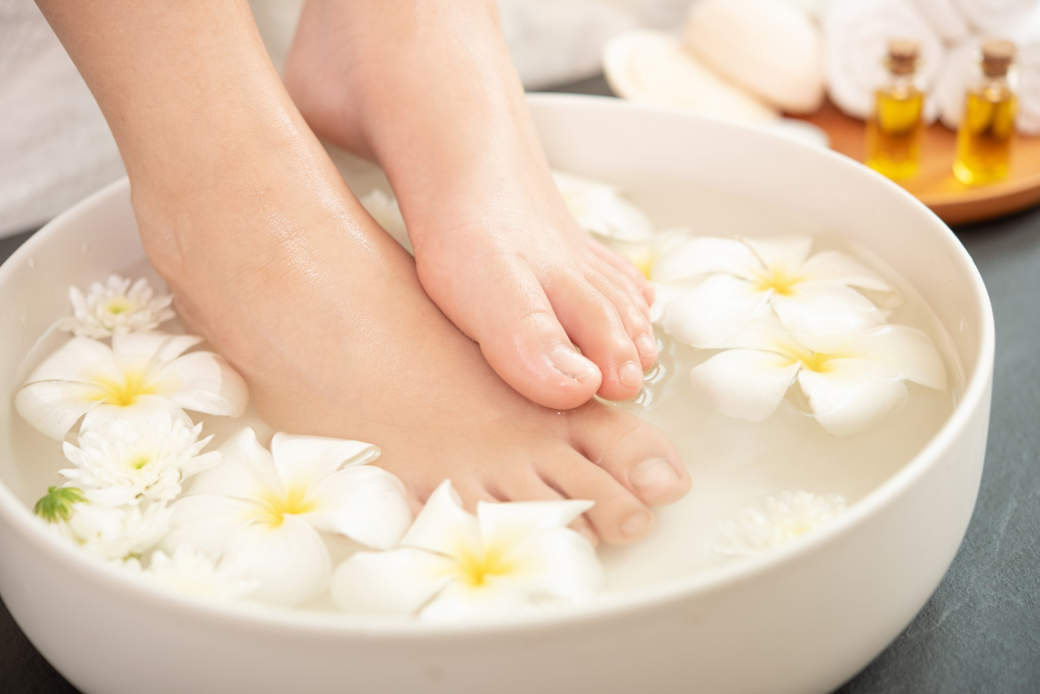 Foot Spa with Pedicure